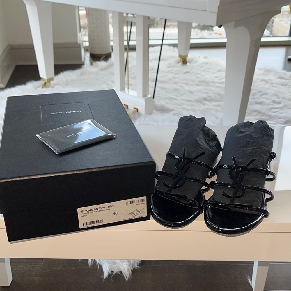 100% Authentic YSL VERNICE CHIFFON NERO LUCIDO 40